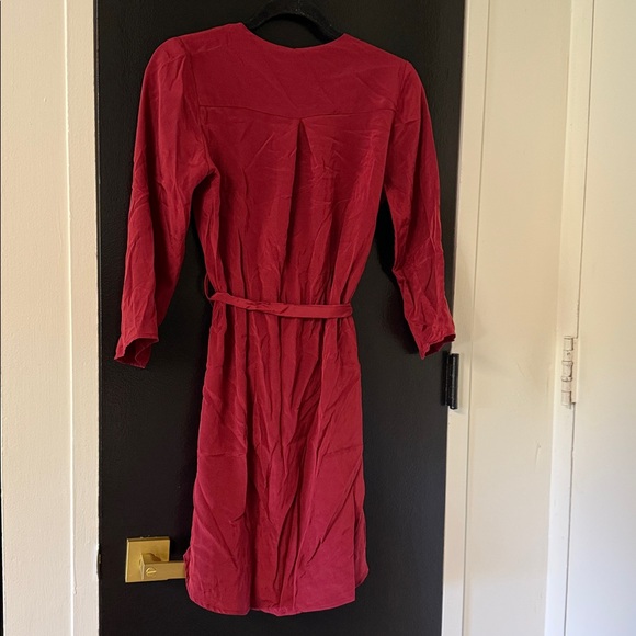 Amour Vert Emily Button Front Silk Mini Dress Cabernet - Picture 8 of 10